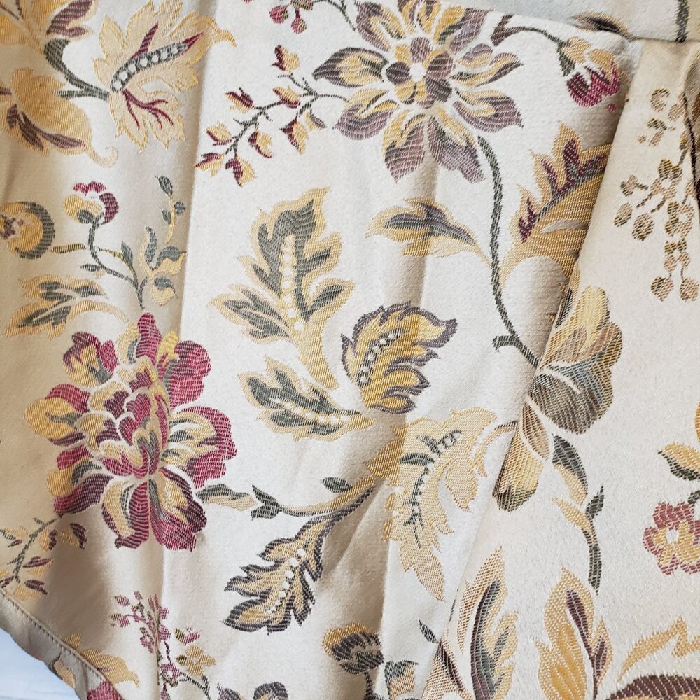 Beautiful Waverly Navarra Beige Green and Pink Floral Window Valance - Picture 4 of 7